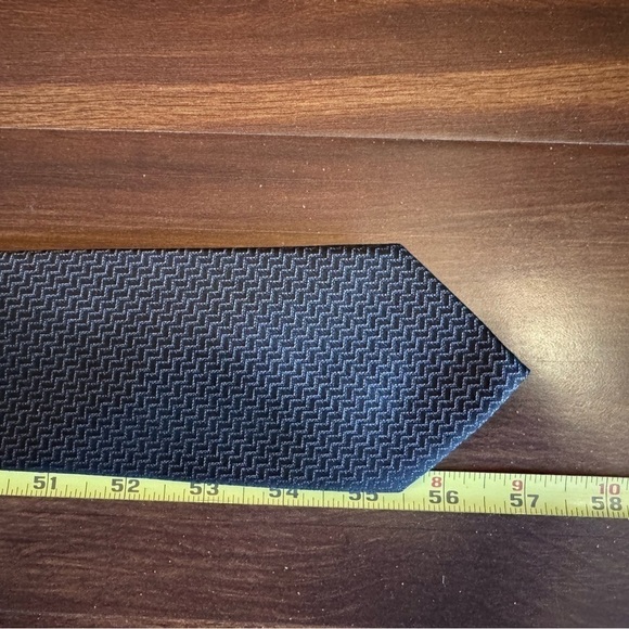 🍁SALE🍁MICHAEL KORS Black Necktie - Picture 10 of 10